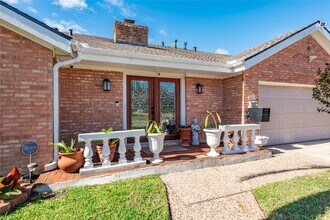 2417 Gerol Dr in Galveston, TX - Building Photo - Building Photo