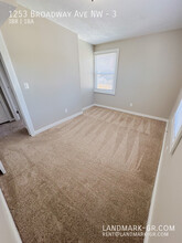1253 Broadway Ave NW-Unit -3 in Grand Rapids, MI - Building Photo - Building Photo