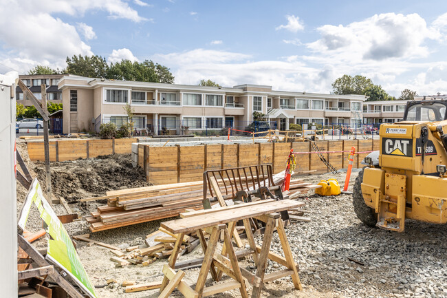 5958 176A St in Surrey, BC - Building Photo - Building Photo