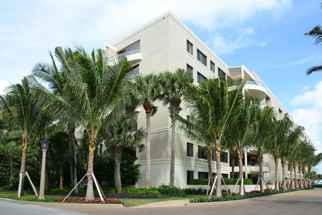 Breakers Row in Palm Beach, FL - Foto de edificio