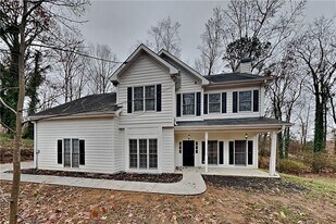 3625 Southlake Dr in Cumming, GA - Building Photo