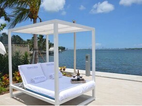 551 NE 39th St in Miami, FL - Building Photo - Building Photo