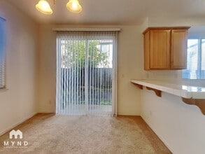 10 Shadmoor Pl in Sacramento, CA - Foto de edificio - Building Photo