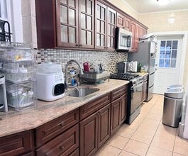 334 71st St in Guttenberg, NJ - Building Photo - Building Photo