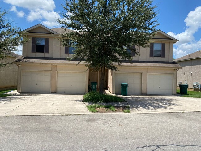 property at 10818 Mathom Landing
