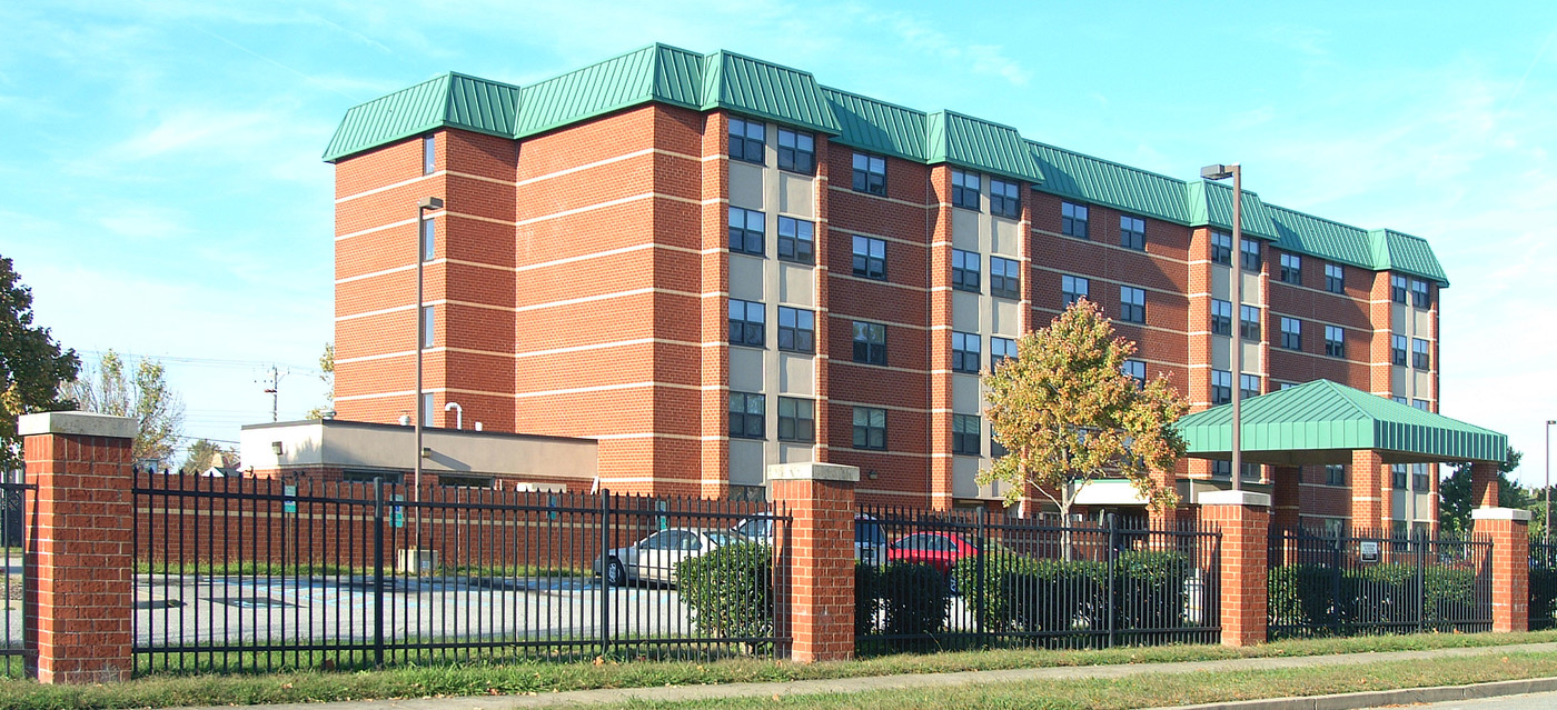 Spratley House in Newport News, VA - Building Photo