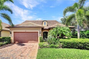 7103 Lily Way in Naples, FL - Building Photo
