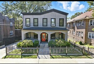 150 S 6th Ave, Unit 3 in Mount Vernon, NY - Building Photo