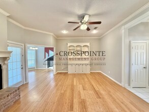 16740 Thibodaux Dr in Tyler, TX - Building Photo - Building Photo