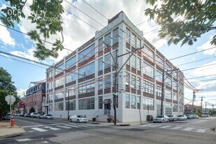 720 N 5th St in Philadelphia, PA - Building Photo