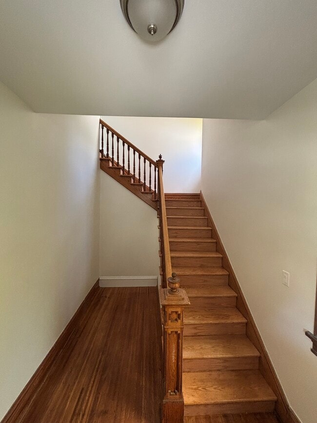 438 S 1st St, Unit 2F