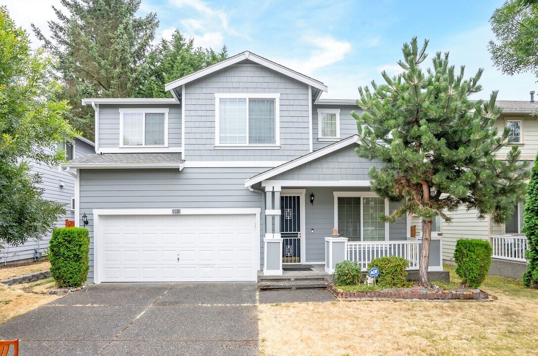 17738 110th Pl SE in Renton, WA - Building Photo
