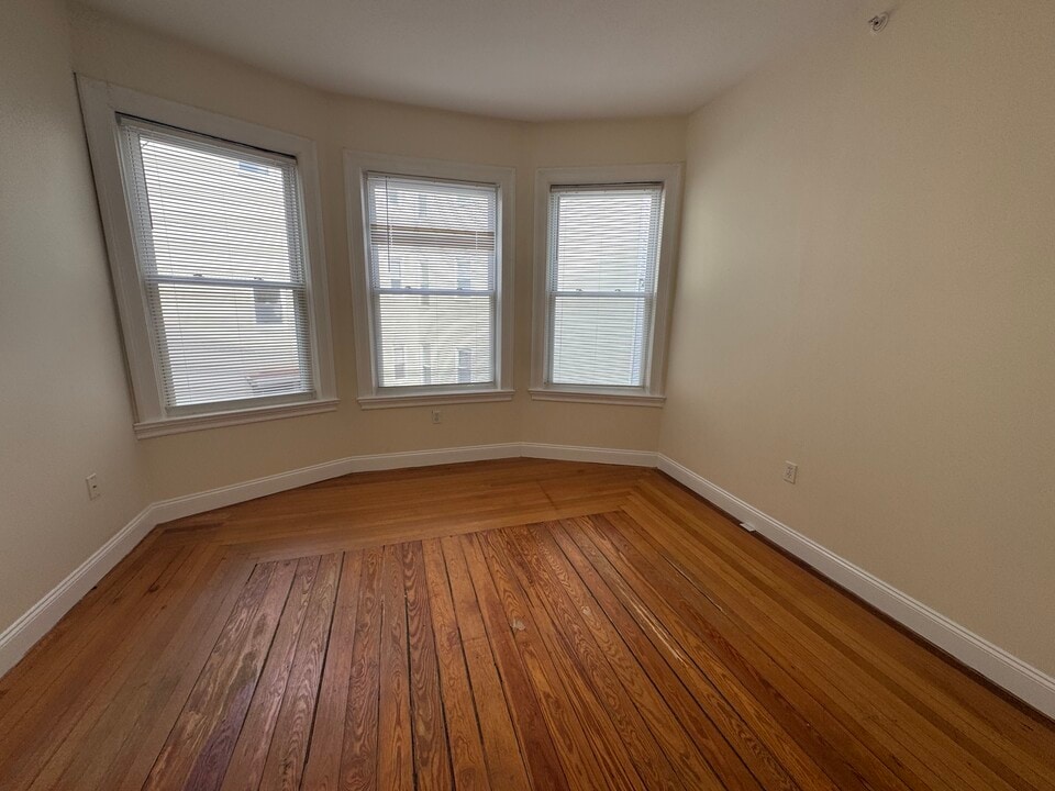 50 Ashford St, Unit 4 in Boston, MA - Building Photo