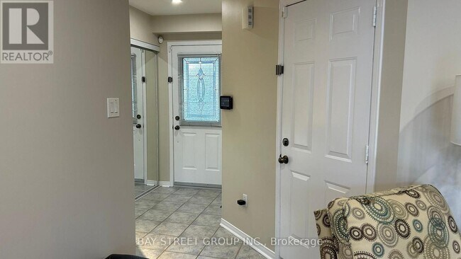 7375 Banffshire Ct in Mississauga, ON - Building Photo - Building Photo