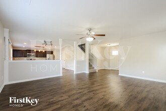 261 Chesser Reserve Dr in Chelsea, AL - Foto de edificio - Building Photo