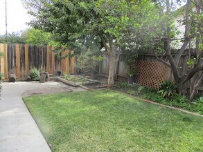 22008 Lemarsh St in Chatsworth, CA - Building Photo - Building Photo