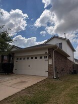 23603 Maple Vista Ln in Spring, TX - Building Photo