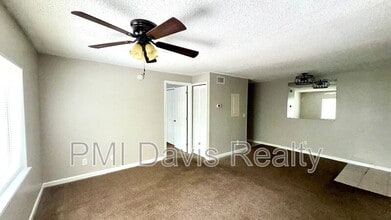 1845 Lindberg Dr in Jacksonville, FL - Building Photo - Building Photo