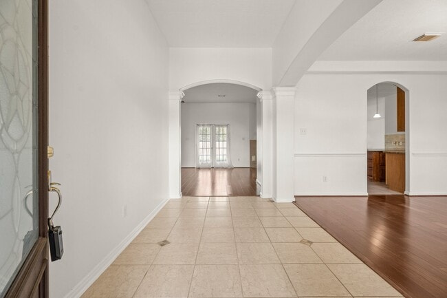 3303 Hickory Knoll Dr in Pearland, TX - Building Photo - Building Photo