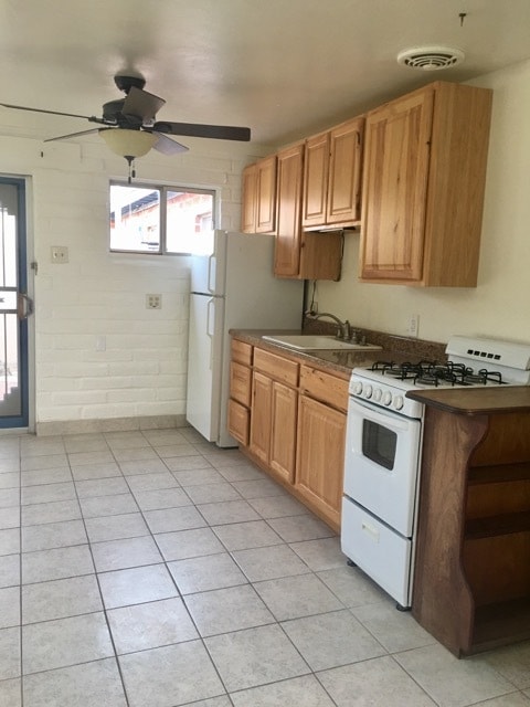 property at 1701 E 13th St
