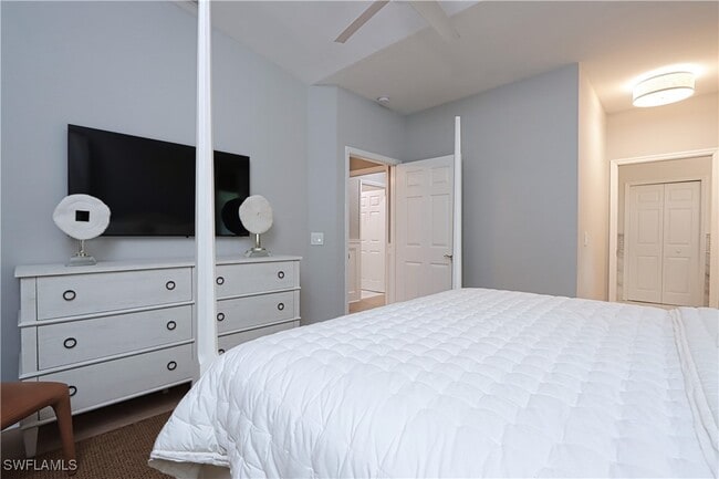 1310 Charleston Square Dr