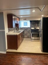 7630 S Emerald Ave, Unit 7630 in Chicago, IL - Building Photo - Building Photo