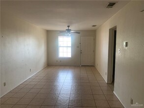 918 E Preston Ave in Pharr, TX - Building Photo - Building Photo