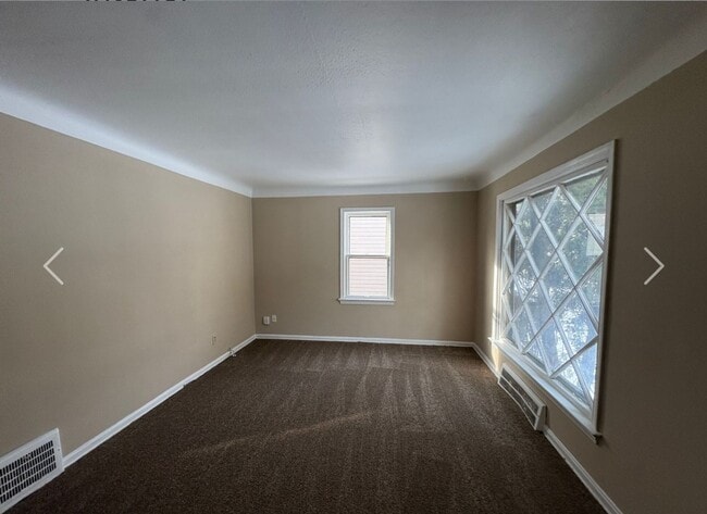 19400 Libby Rd in Maple Heights, OH - Building Photo - Building Photo