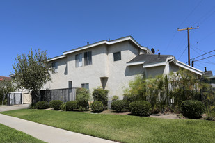 13928 Coteau Dr Apartments