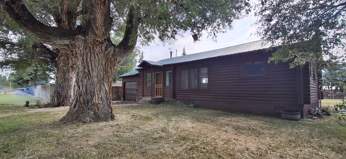 711 N Boulevard St in Gunnison, CO - Foto de edificio