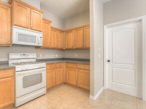 9026 Beacon Manor Terrace in Bradenton, FL - Building Photo - Building Photo