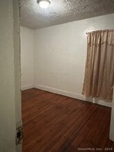 54 James St in Bridgeport, CT - Building Photo - Building Photo