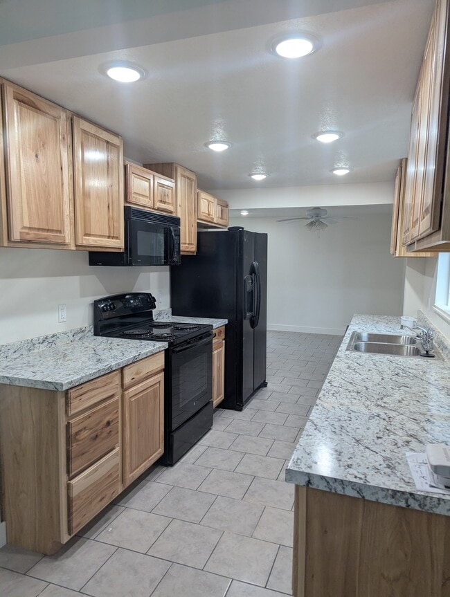 880 Medoland Dr in Brigham City, UT - Building Photo - Building Photo