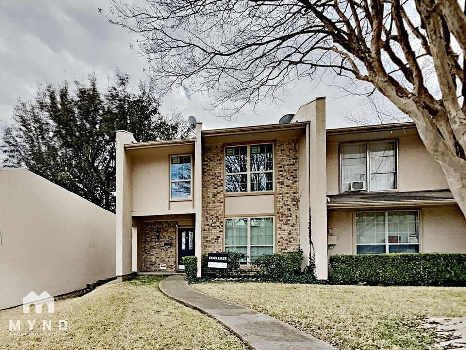 318 Arborview Dr in Garland, TX - Building Photo