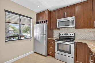 21954 Tidewater Terrace in Boca Raton, FL - Building Photo - Building Photo