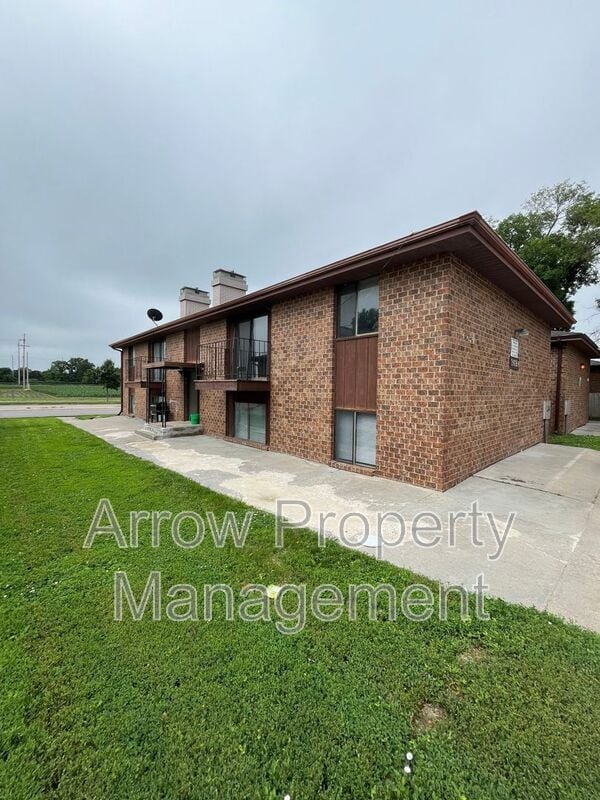 property at 3624 Huntington Ave