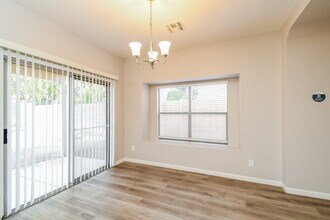 10434 E Azalea Ave in Mesa, AZ - Building Photo - Building Photo