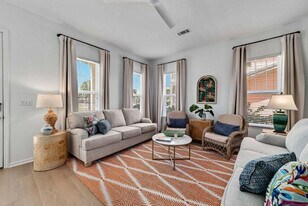 9343 Marigot Promenade in Gulf Shores, AL - Building Photo