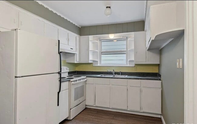 property at 1127 N 6th St