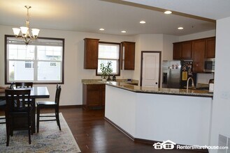 9580 Madison Dr in Chanhassen, MN - Building Photo - Building Photo