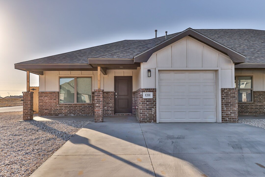 1201 N Essex Ave in Lubbock, TX - Building Photo