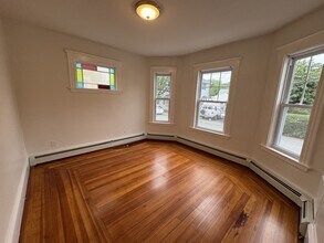 8 Glendale St, Unit 2 in Salem, MA - Building Photo - Building Photo