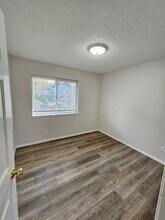 14553 SE Lone Pine Dr in Clackamas, OR - Building Photo - Building Photo