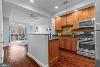 1451 Belmont St NW in Washington, DC - Building Photo - Building Photo