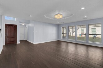 19002 Walden Forest Dr in Humble, TX - Building Photo - Building Photo