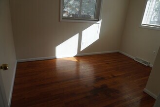 21 Oxford Cir in Belmont, MA - Building Photo - Building Photo