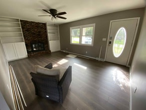 123 Available Soon in Radcliff, KY - Foto de edificio - Building Photo