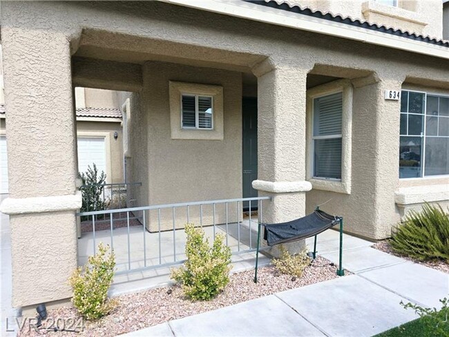 634 Baldurn Ave in Las Vegas, NV - Building Photo - Building Photo