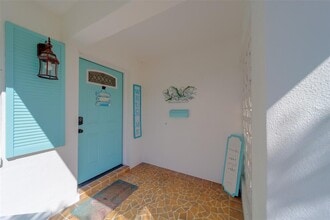 9262 140th Ln in Seminole, FL - Building Photo - Building Photo