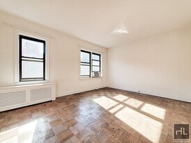 WEST 22 STREET, Unit 4N in New York, NY - Building Photo